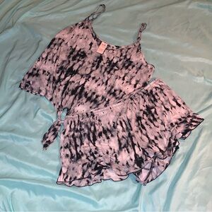 Secret Treasures Black and White Tie Dye Pajama Set Size XL